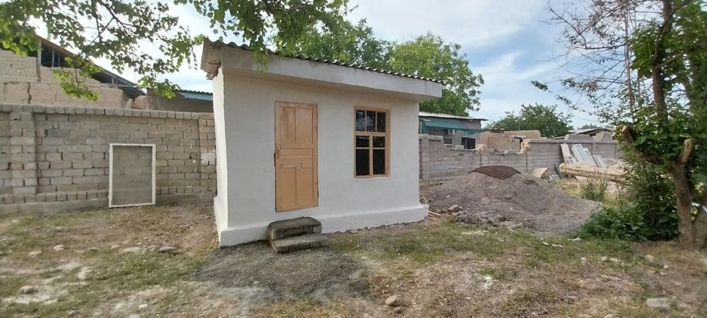 Участка сотилади 4 сотих  Зангиота тумани