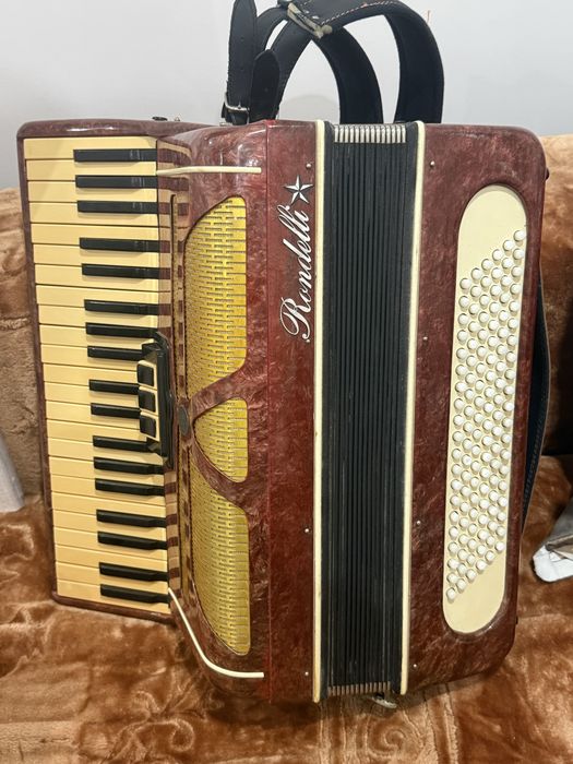 Vand acordeon Rondelli