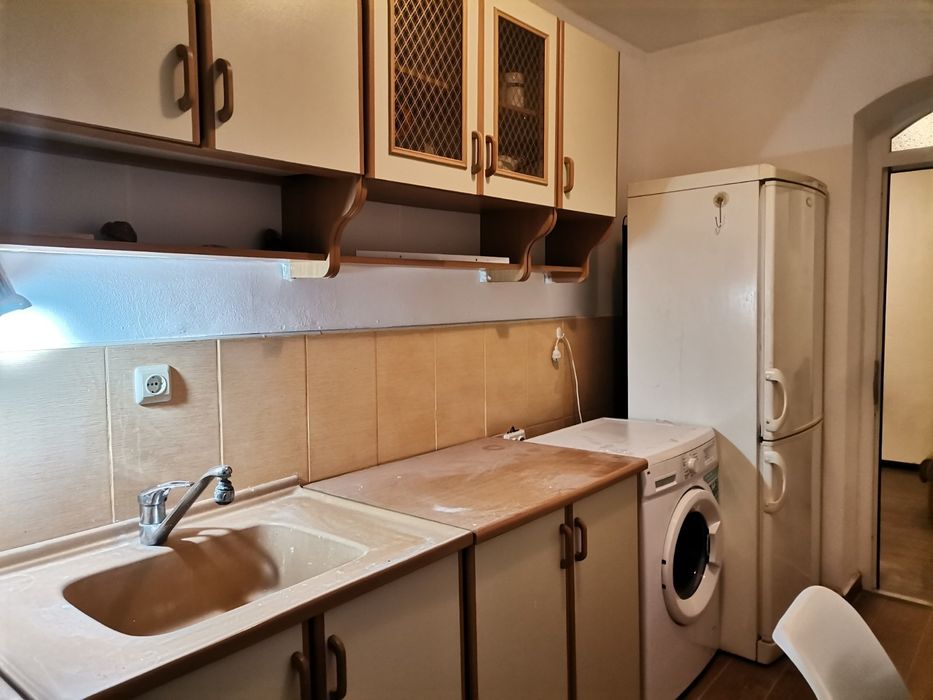 Дава се под наем Двустаен апартамент в Варна, Гръцка махала - 30 кв.м за 357 € - Снимка #4