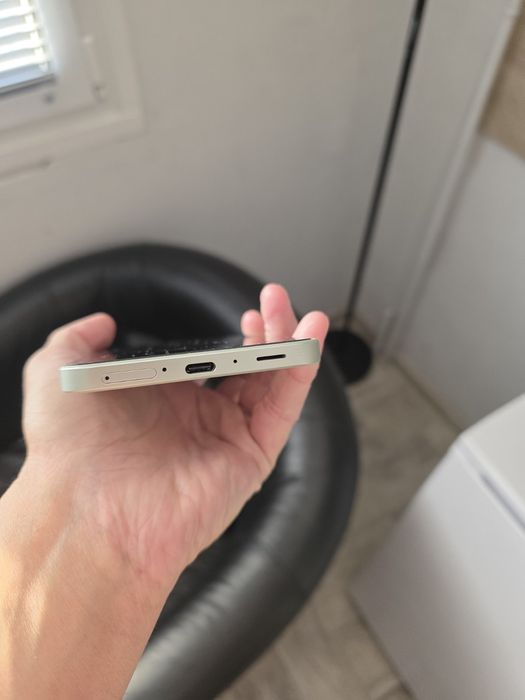 Самсунг А36, нов