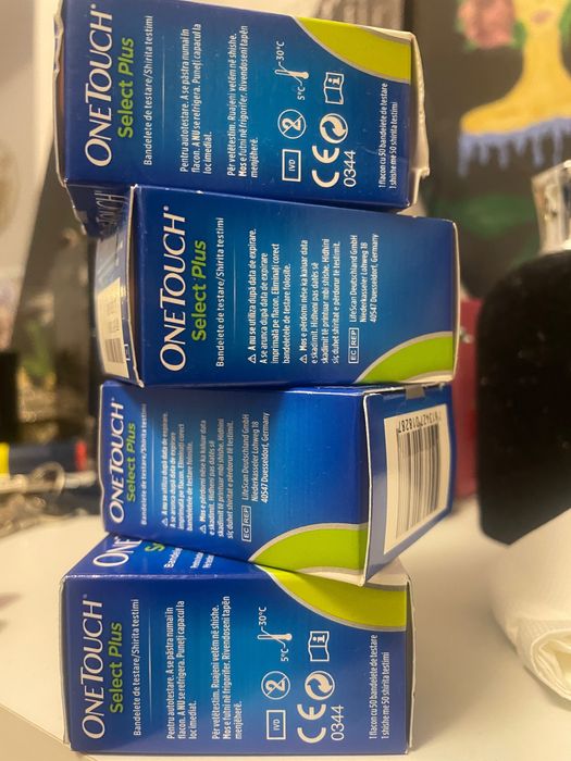 4 cutii teste one touch select plus in termen