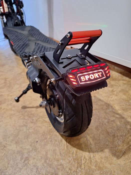 Продам мощный самокат куга м5