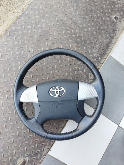 Продам руль от Тойота
