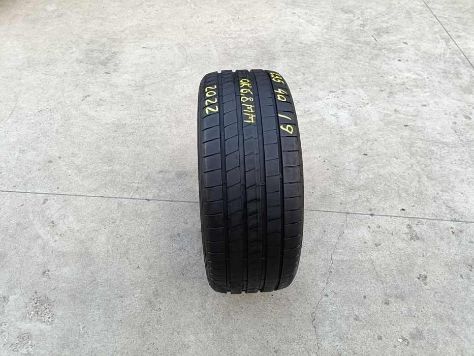 O anvelopa de vara 235 40 19 goodyear asymmetric 6 dot 2022