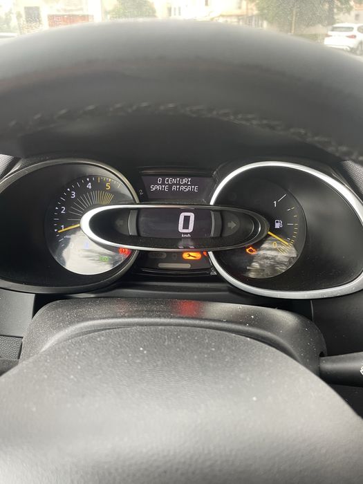 RENAULT Clio 2015 — imagine 5