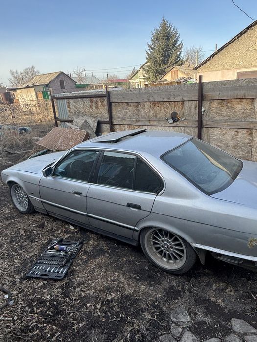 Диски R18 разноширокие