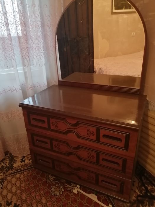 Спальный гарнитур