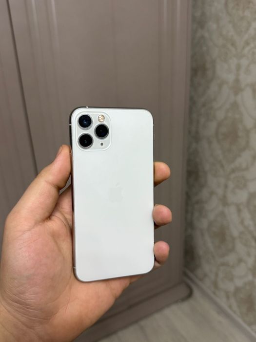 Продам Айфон 11 про без фейс