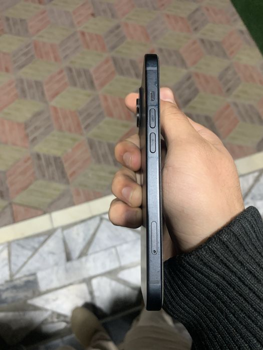 iPhone 15 8/128 99 Ёмкость