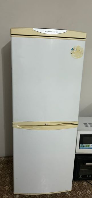 Холодильник на запчасти