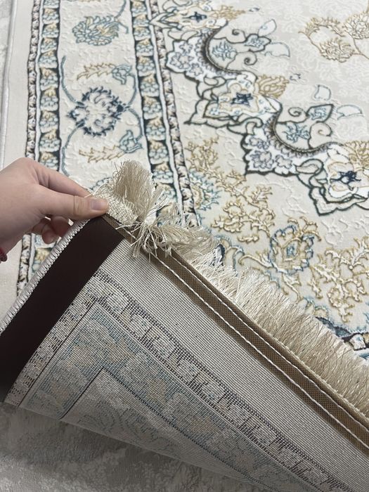 Ковёр продается новый