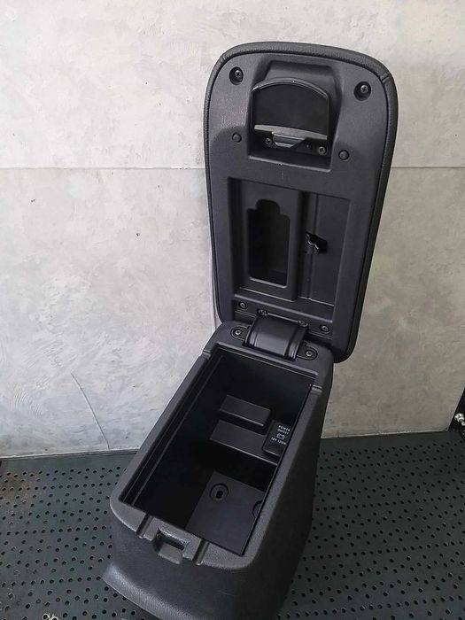 Cotiera mitsubishi asx 8011c457