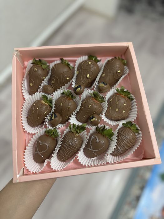 В наличии клубника в шоколаде