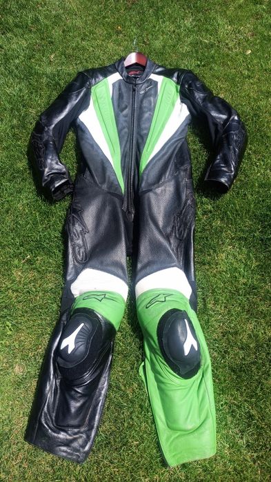 Vând costum  moto Alpinestars