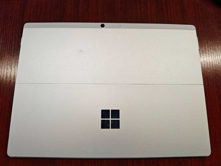 Microsoft Surface Pro 8