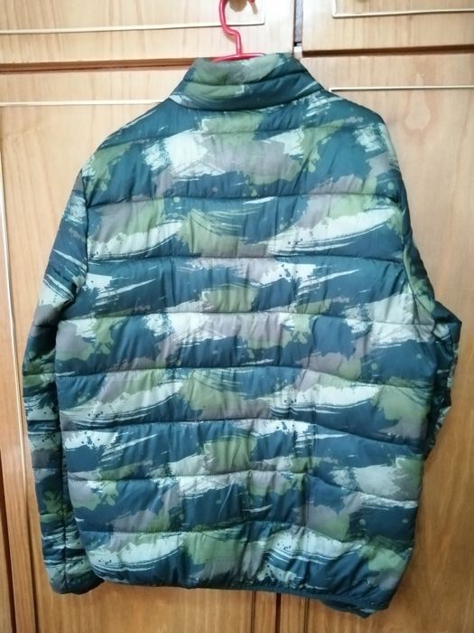 Geaca usoara cu model camuflaj, marimea L