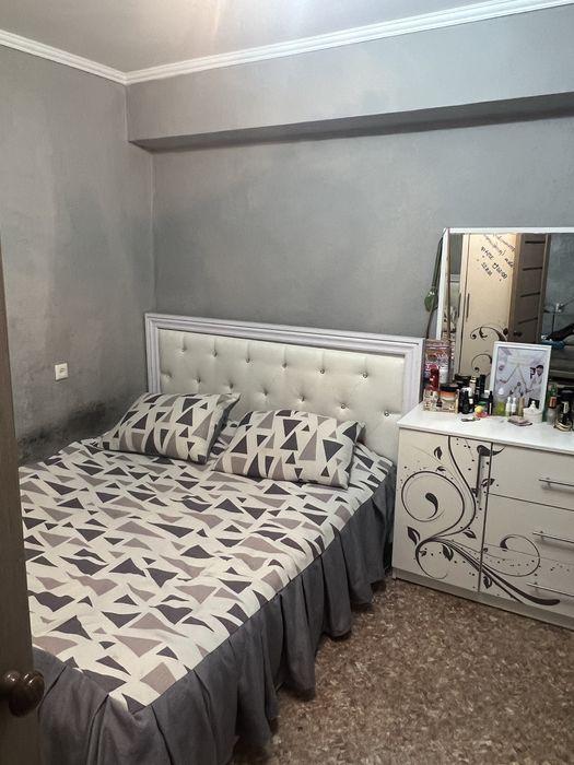 Продается или обмен 4-х комн кв на 2-х комн