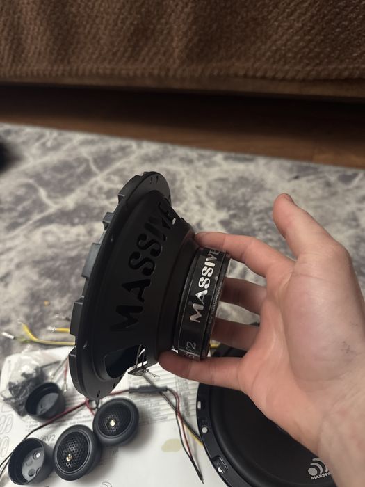 Автоколонки Massive американские