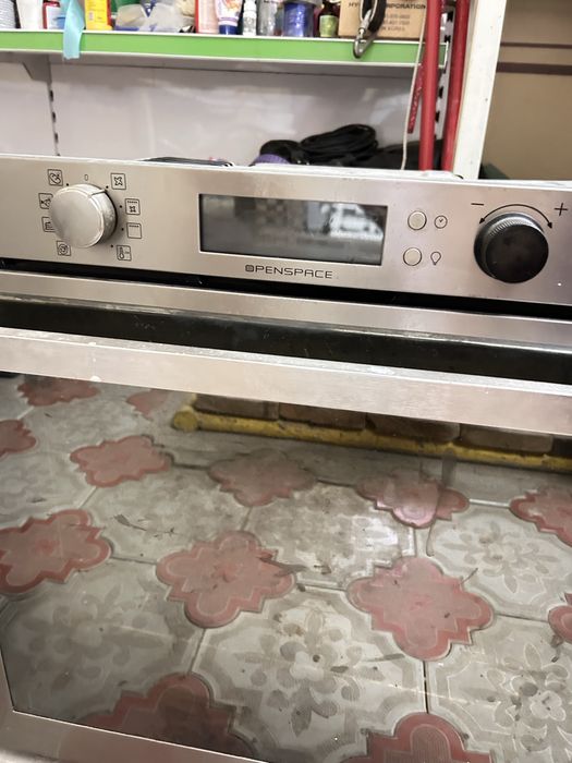 Продается встройная печь