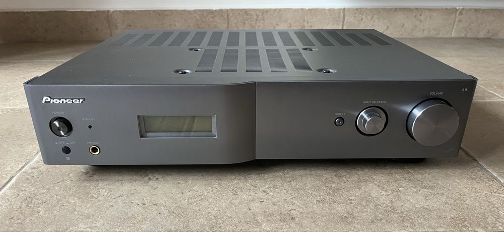 Pioneer A-A6-J интегриран усилвател