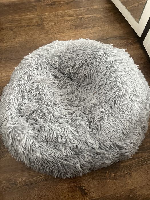 Продаю когтеточку и лежанку!