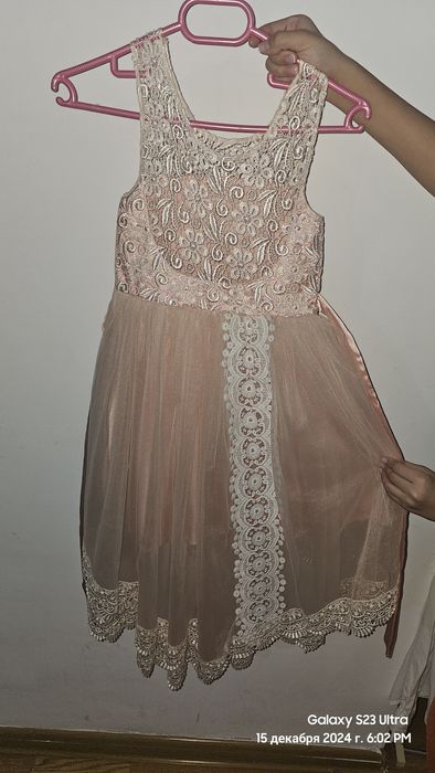 Продам платья бальное