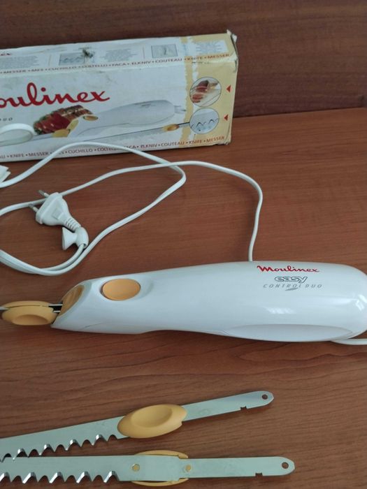 Moulinex електрически нож 100 W неупотребяван
