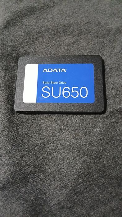 Vând urgent ssd nou nouț!