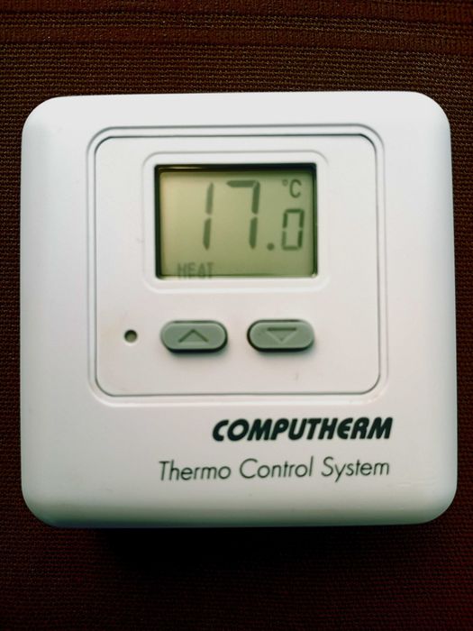 Vand TERMOSTATE cu fir