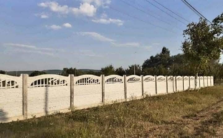 Placi/stâlpi din beton