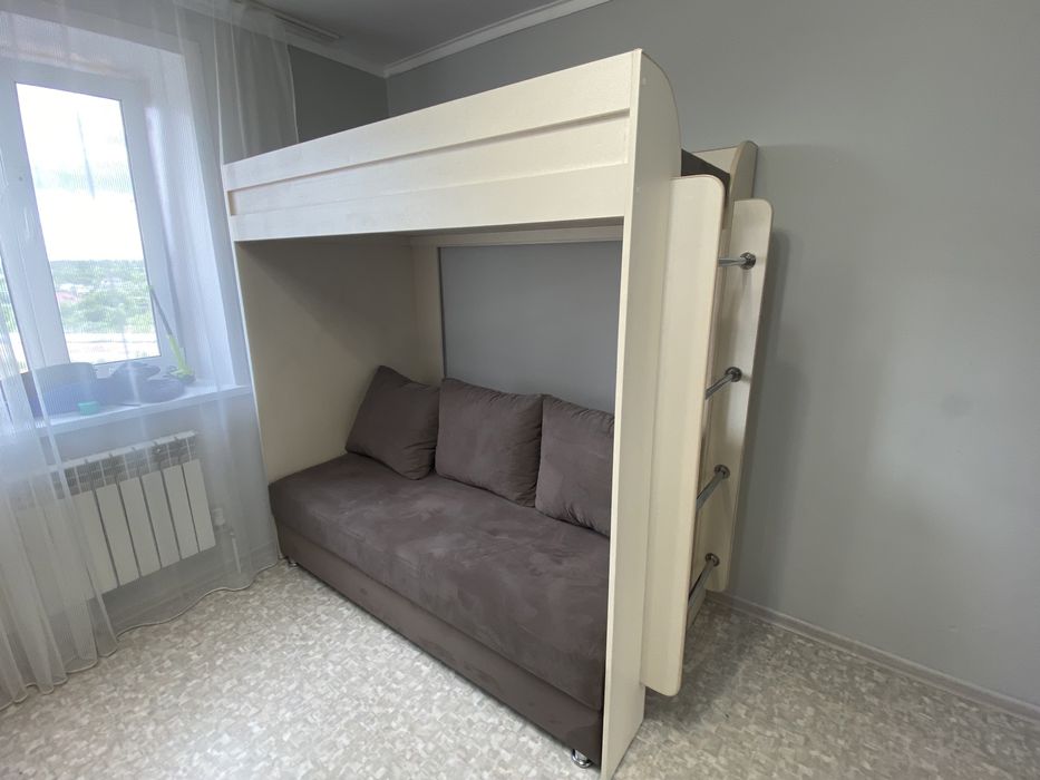 Кровать 2 яруса , 3 спальных места