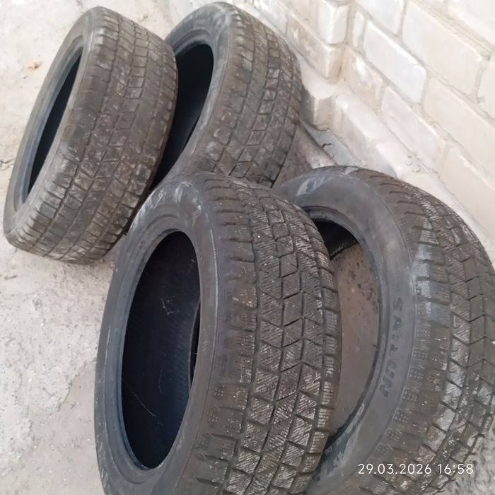 Балон для автомашины Альфард