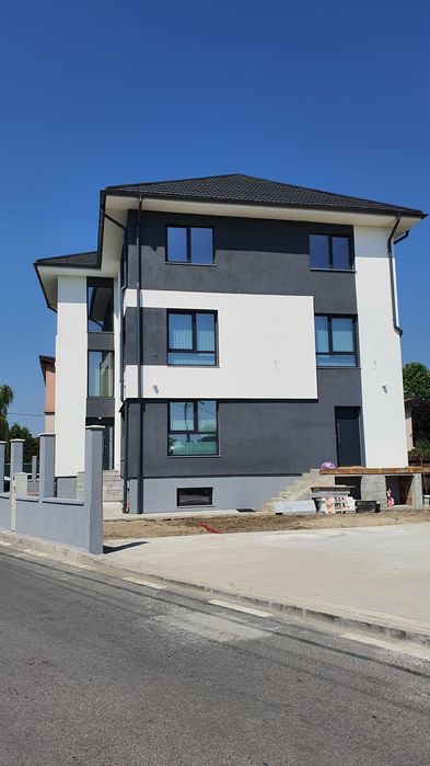 Manopera tencuiala decorativa aplicatori termosistem