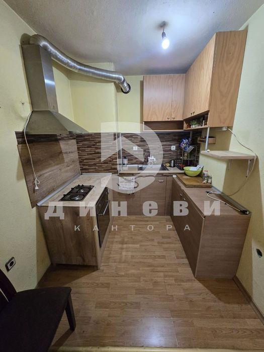 Продава тристаен до 9то ОУ