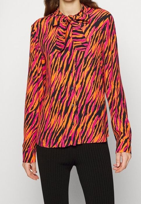 Риза Patrizia Pepe, размер 38/XS,анималиер принт,нова с етикет!