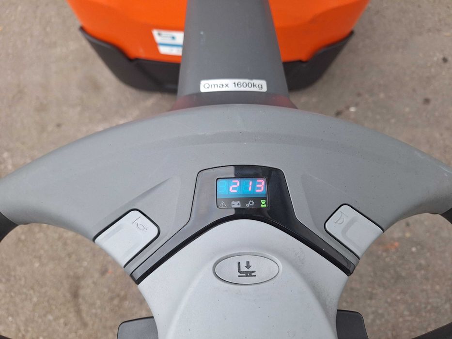 Електрическа палетна количка Toyota LWI160 Li-ION-212 м.ч.