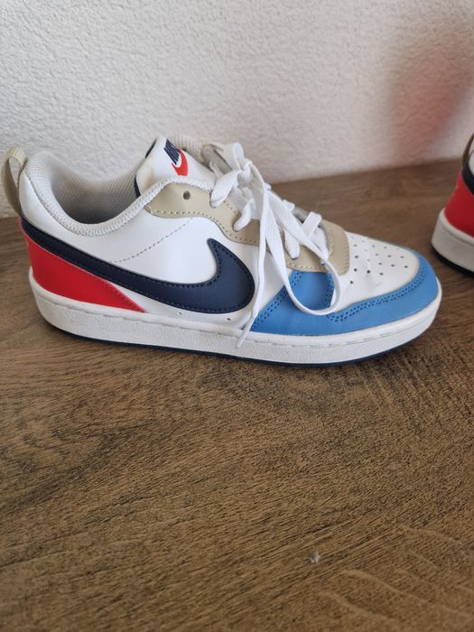 Adidasi Nike marimea 36.5