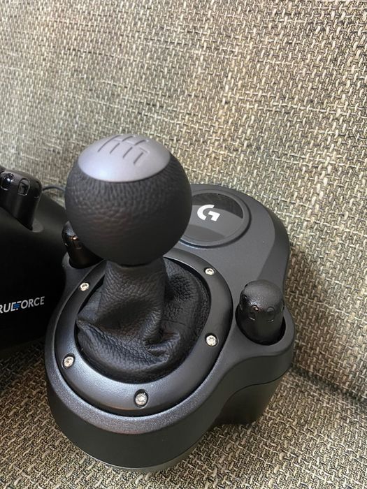 Volan gaming Logitech G923 SE pentru Xbox/PC – ca nou