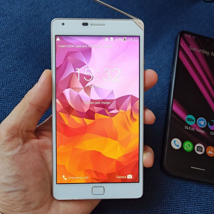 Корейский раритет Pantech Sky Vega IRON 2 + Новая батарейка 4-7 дней