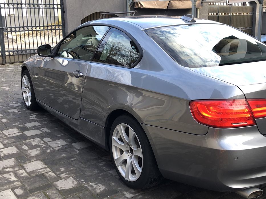 BMW 3 Series 2010 — imagine 3