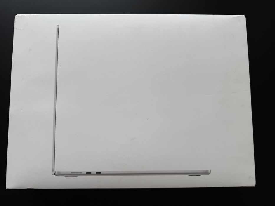 Laptop Macbook Air 15, M4 , 256 Gb , 16 Gb Ram , nou , garantie !