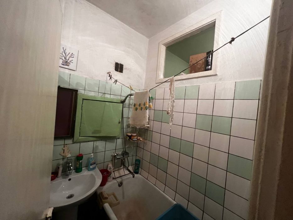 Срочно продаётся 4/3/4 кирпичный дом,82кв.м,возможно под Ипотеку,Ц-4.