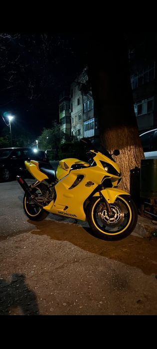 Honda CBR 600 F4i
