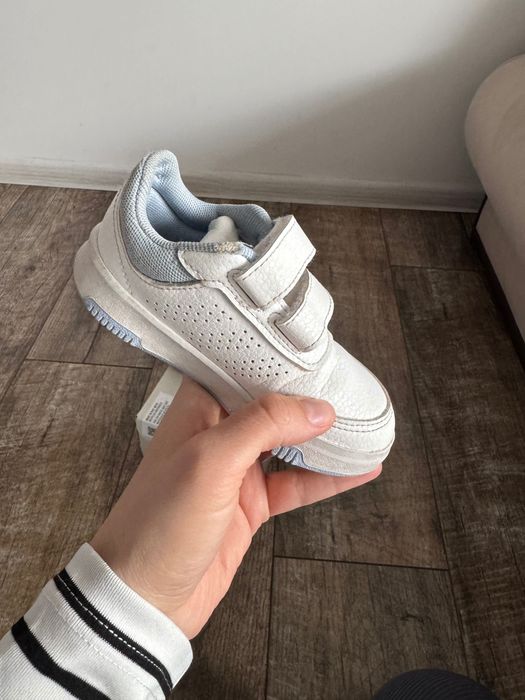 Маратонки Adidas