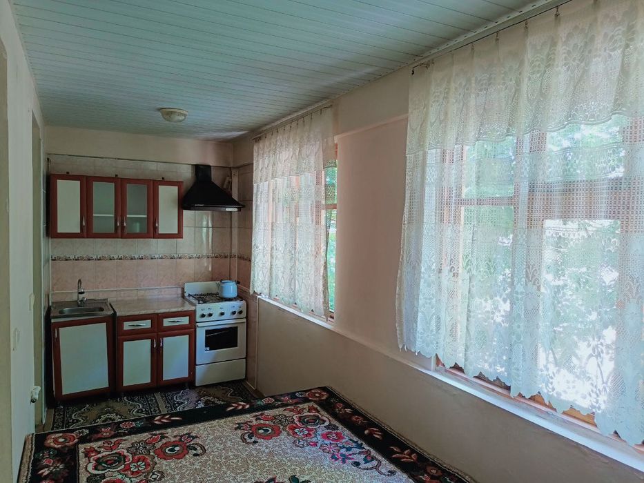 Продается 2 х комнатная квартира