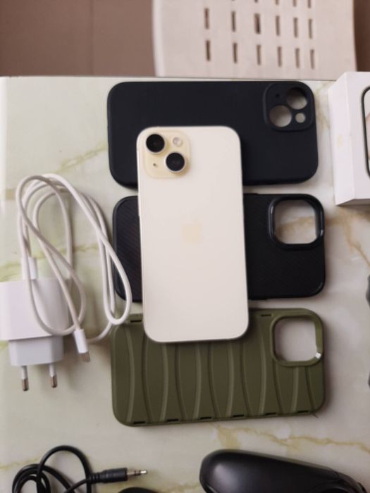 iPhone 15 + 2 бр. слушалки & джойстик (стара цена: 420€)