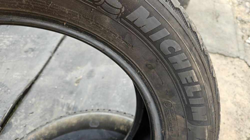 2бр гуми 205 60 16 мишелин дот 21