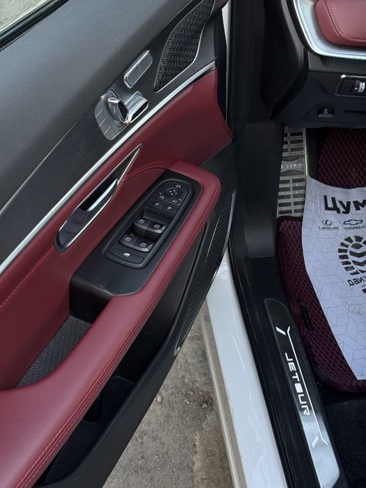 Jetour x70+ sotiladi