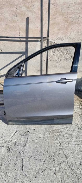 Usa stanga fata Land Rover Discovery Sport L550