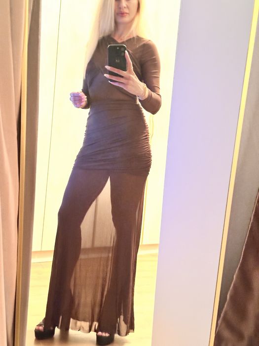 Рокля елегантна тюл